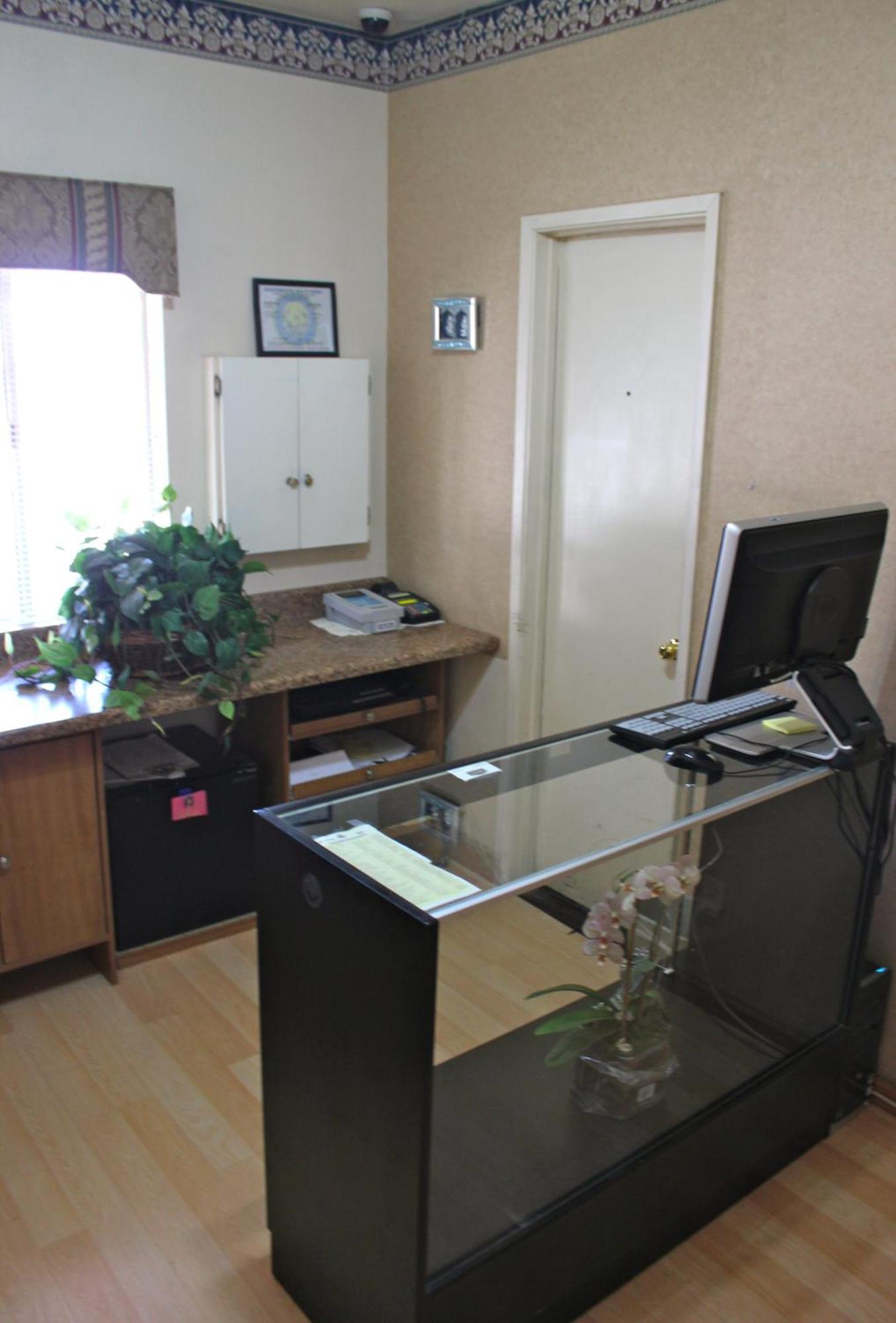 Holland Inn And Suites Taft Екстериор снимка