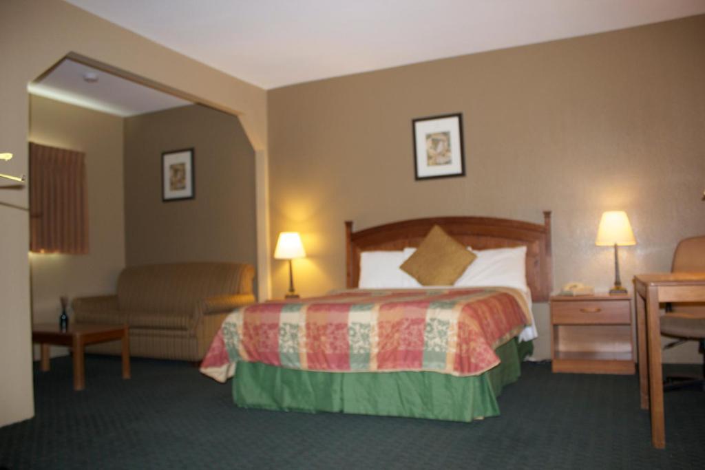 Holland Inn And Suites Taft Екстериор снимка