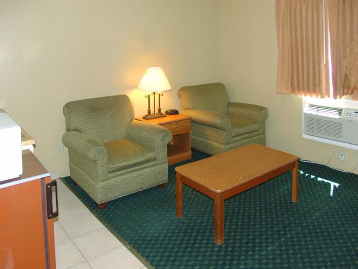 Holland Inn And Suites Taft Екстериор снимка