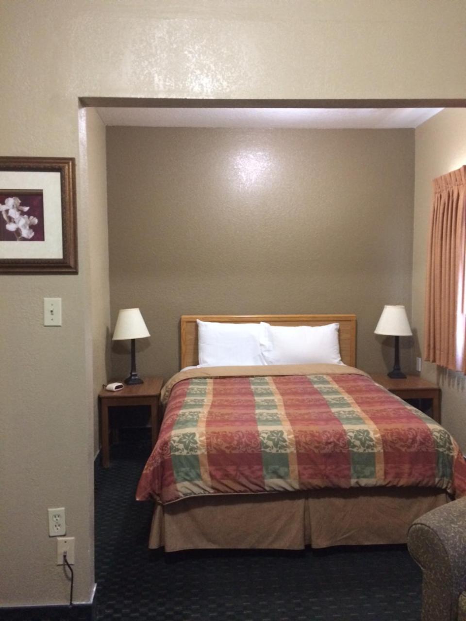 Holland Inn And Suites Taft Екстериор снимка